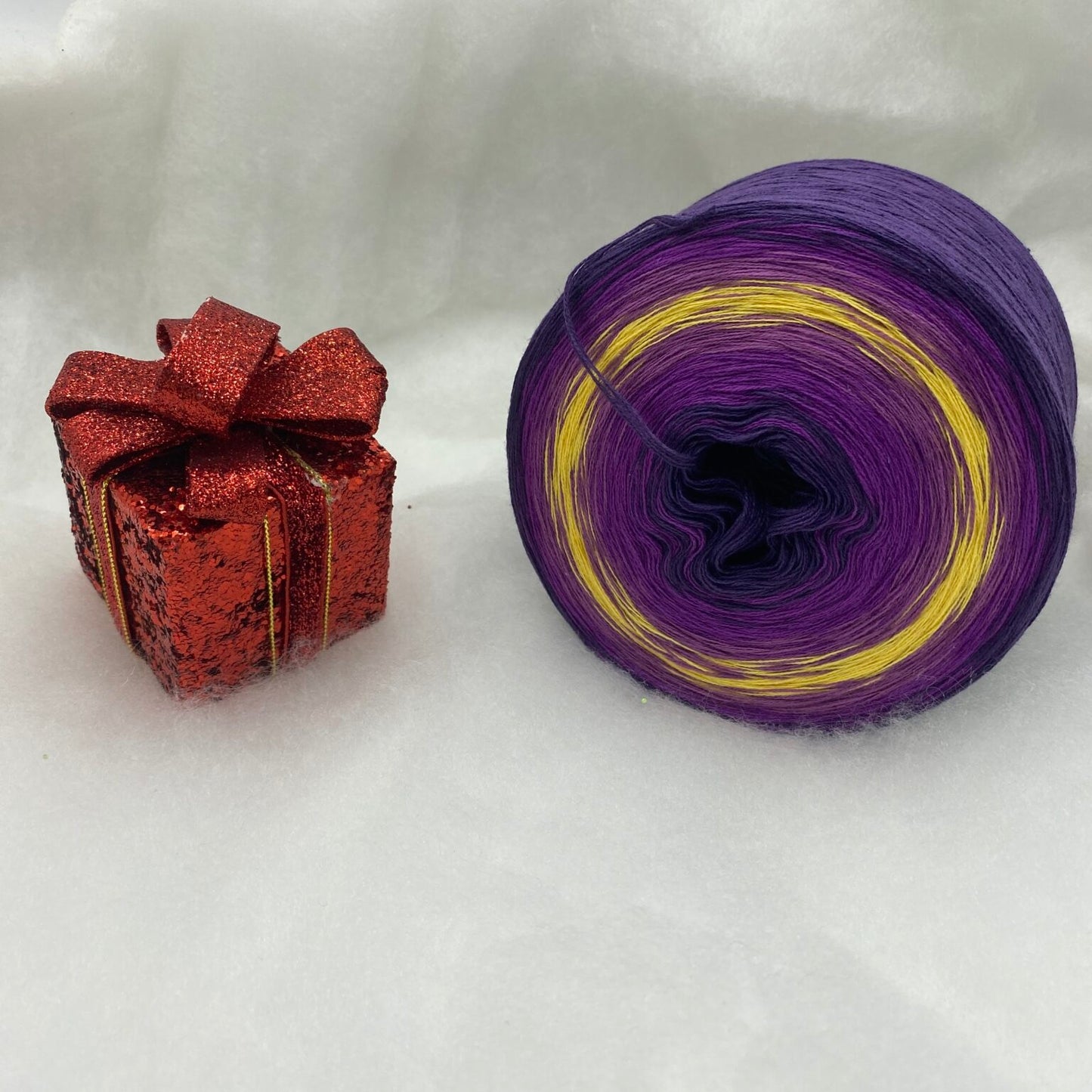 Adventskalender Bobbel Adventsglöckchen lila/ gold 4 Fäden