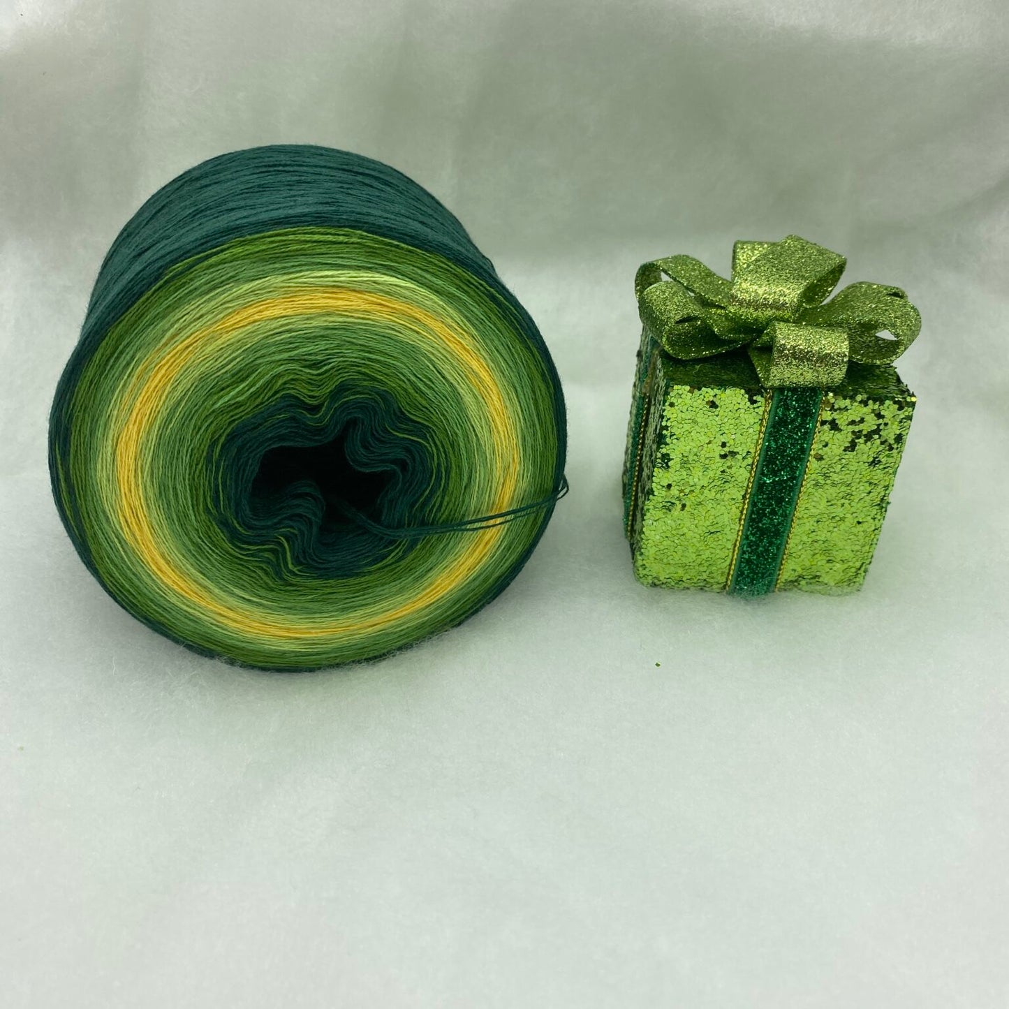 Adventskalender Bobbel Adventsglöckchen grün/ gold 3 Fäden